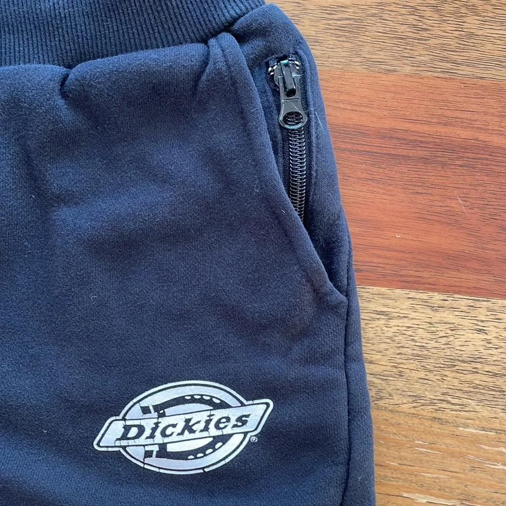 Dickies shorts size